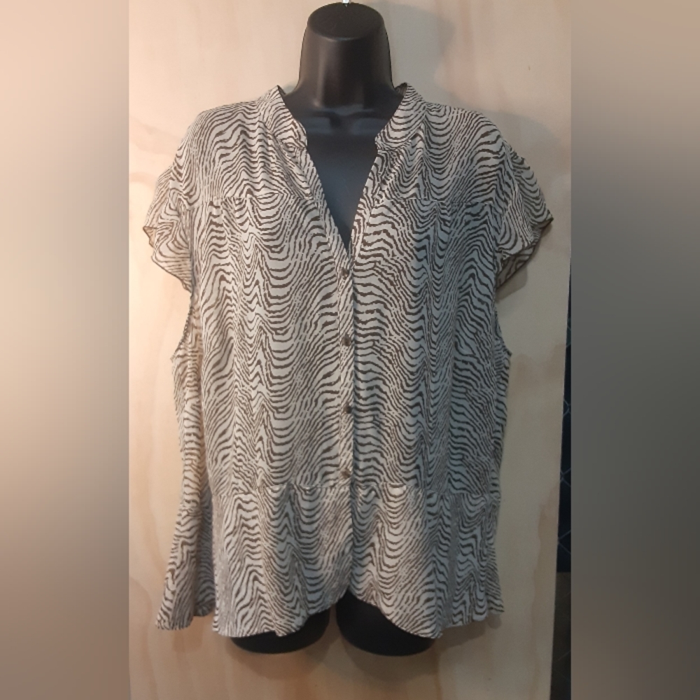 Lane Bryant Blouse- Women's 3X?